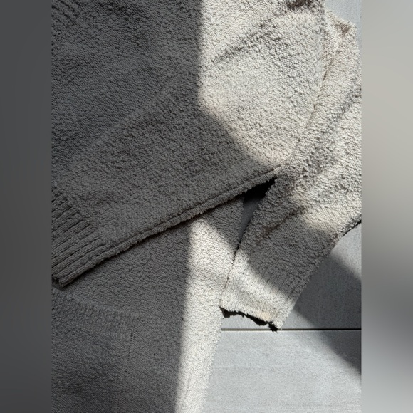 Cream cardigan with pockets - Picture 2 of 11